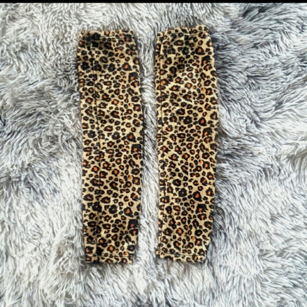 WILDCAT COSTUME JUNIOR SIZE 0-9 - Picture 10 of 11